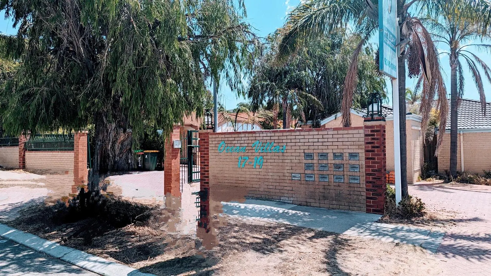 3-Bedroom Villa 퍼스 펜션